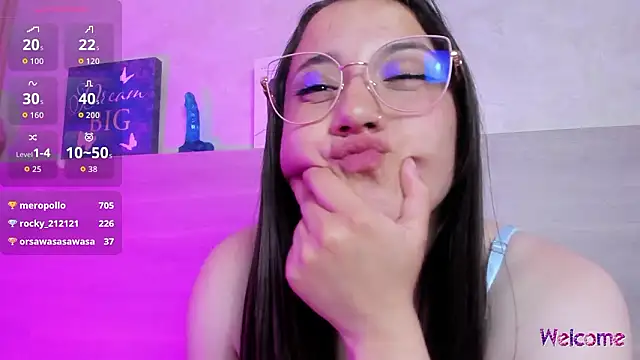 Abby_pink1's cam snapshot