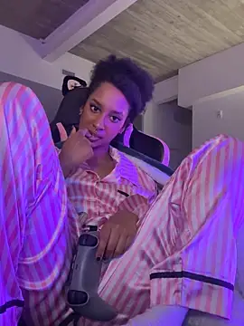 Your_Paris live sex cam