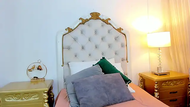 miss_vivienne live sex cam