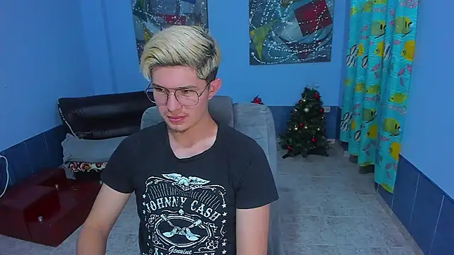 patrik_027's cam snapshot