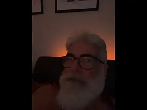 LeatherSdaddy's cam snapshot