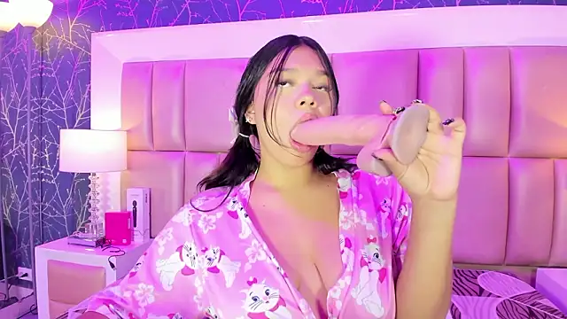 HatsaJones's cam snapshot