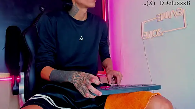 Daniel_Deluc77's cam snapshot