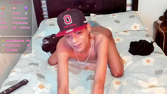 esteban_thompson's cam snapshot