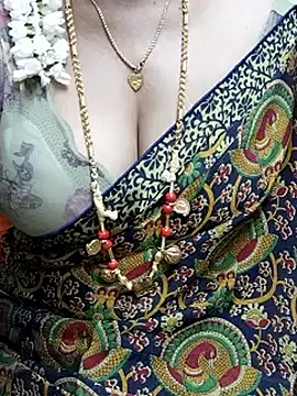 boojatamil's cam snapshot