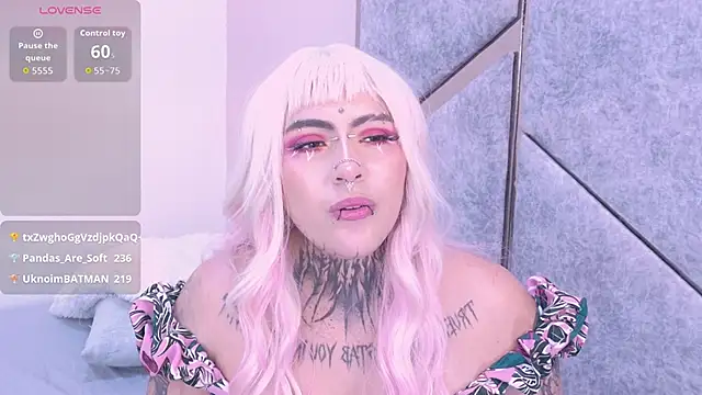 MaloryGrey_'s cam snapshot