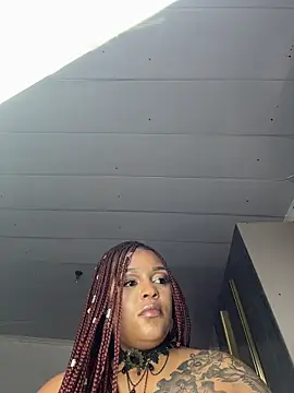 Iam-Sharifa's cam snapshot