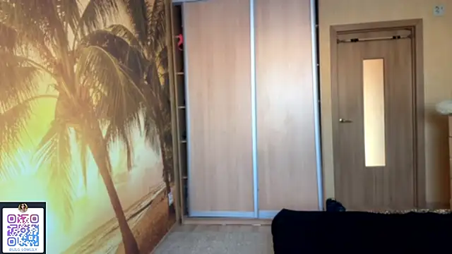 lil_glow live sex cam