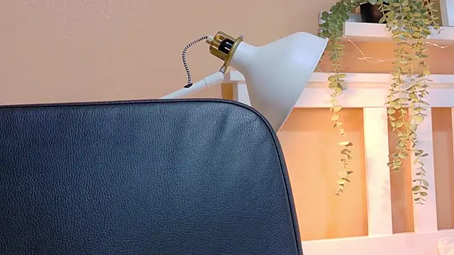 ParisFox_ live sex cam