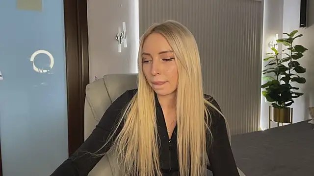 OhMyEmma's cam snapshot