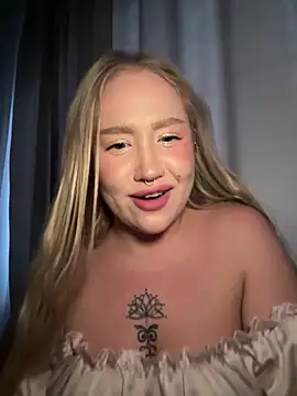 RollDolls's cam snapshot