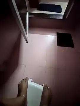 Mrs_Mr_Singh's cam snapshot