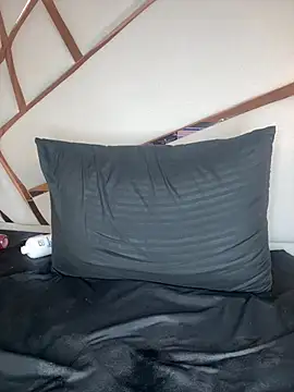 Celeste_Valencia_'s cam snapshot