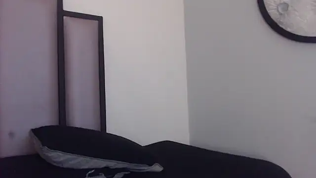 Lucy-23's cam snapshot