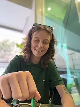 RinaMood's cam snapshot