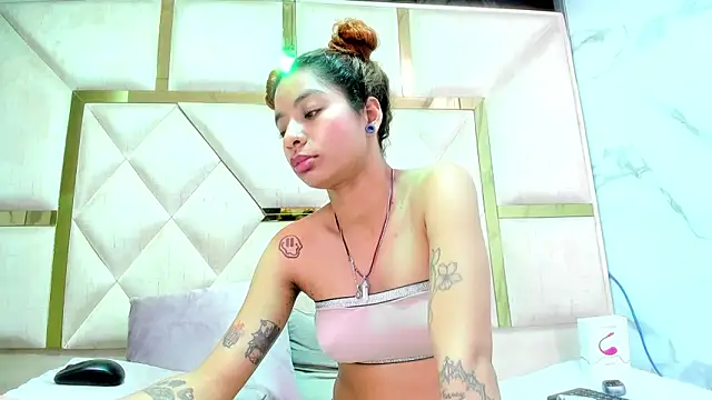 Rchelx69x's cam snapshot