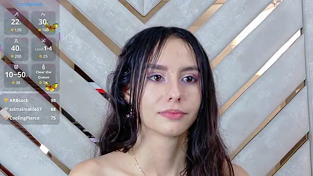 Sarah-Grace's cam snapshot