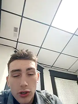 CurvyWeakling's cam snapshot