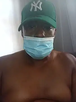 Wanderkid33's cam snapshot