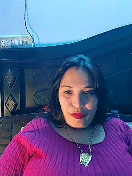 Poojabhabi101 live sex cam