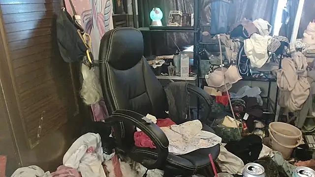 Ombeline1 live sex cam