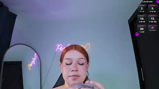 daniela_hornny live sex cam