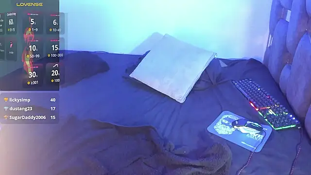 cyber__moon1's cam snapshot