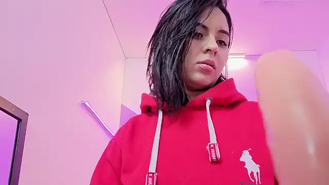 Analuciaa_'s cam snapshot