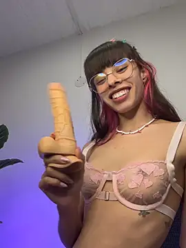 Doll_Luna_'s cam snapshot