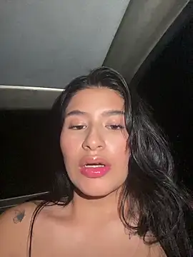 andrea_gomes_'s cam snapshot