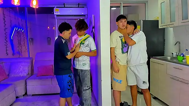 Houseofwarrios's cam snapshot