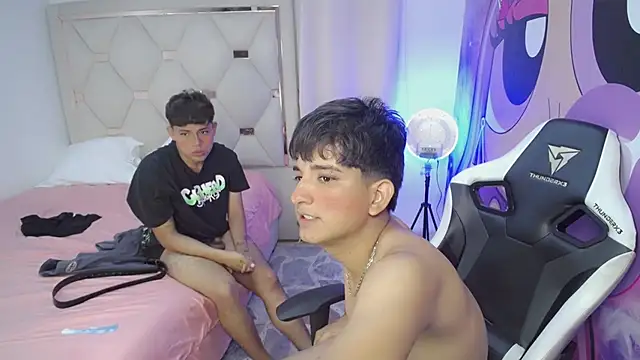 Maxwell_boys's cam snapshot