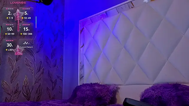 Sky_Rivers live sex cam