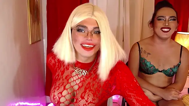 Trans_Goddess_Victoria live sex cam