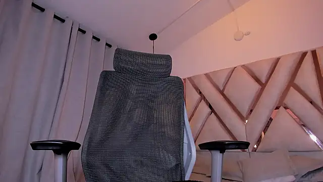 shineevg live sex cam