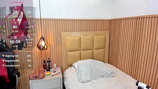 LOLAMAXI's cam snapshot