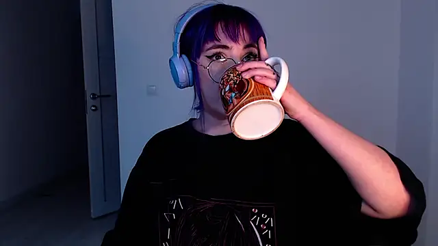 purplewitch's cam snapshot