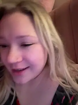 PiggyRose live sex cam