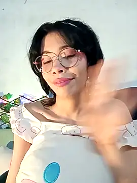 dolliette24's cam snapshot