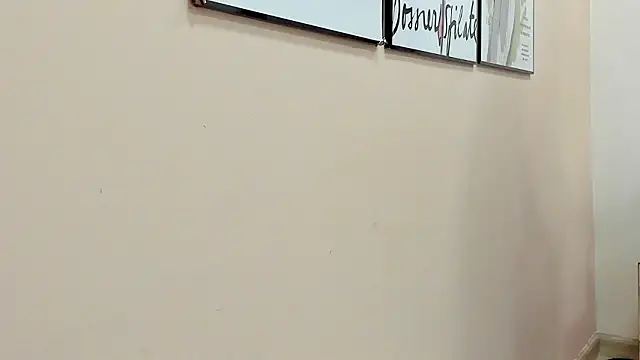 zenda_bianchi live sex cam