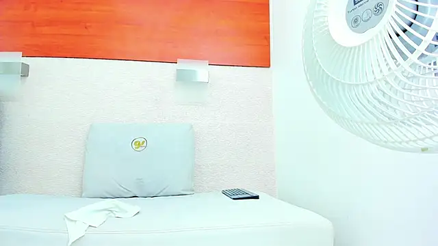 allice_green's cam snapshot