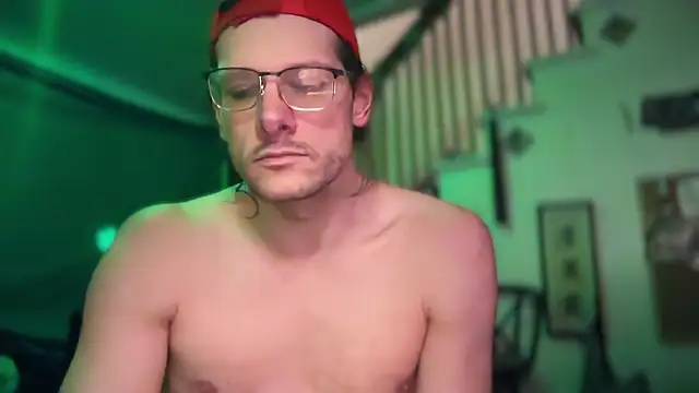 MasterDaddyCool's cam snapshot