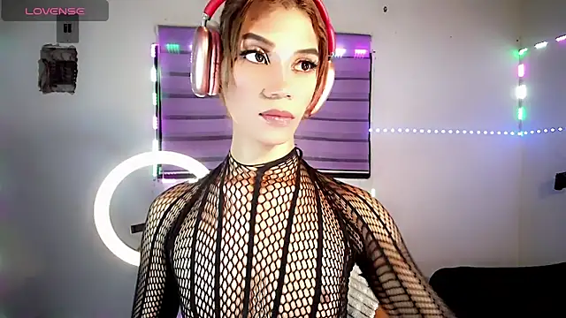 lucyangel_11 live sex cam