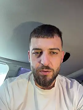 Pablo_Hornyguy95 live sex cam