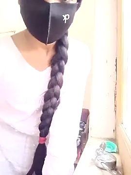 Riya_917 live sex cam