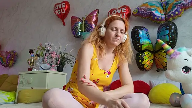 SimaGoldy live sex cam