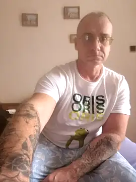 chcem1975 live sex cam