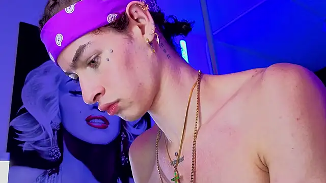 nova_salvatore live sex cam