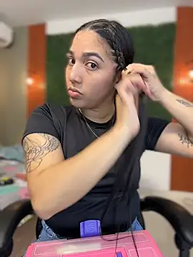 Amandanauty live sex cam