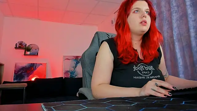 NattInRed's cam snapshot